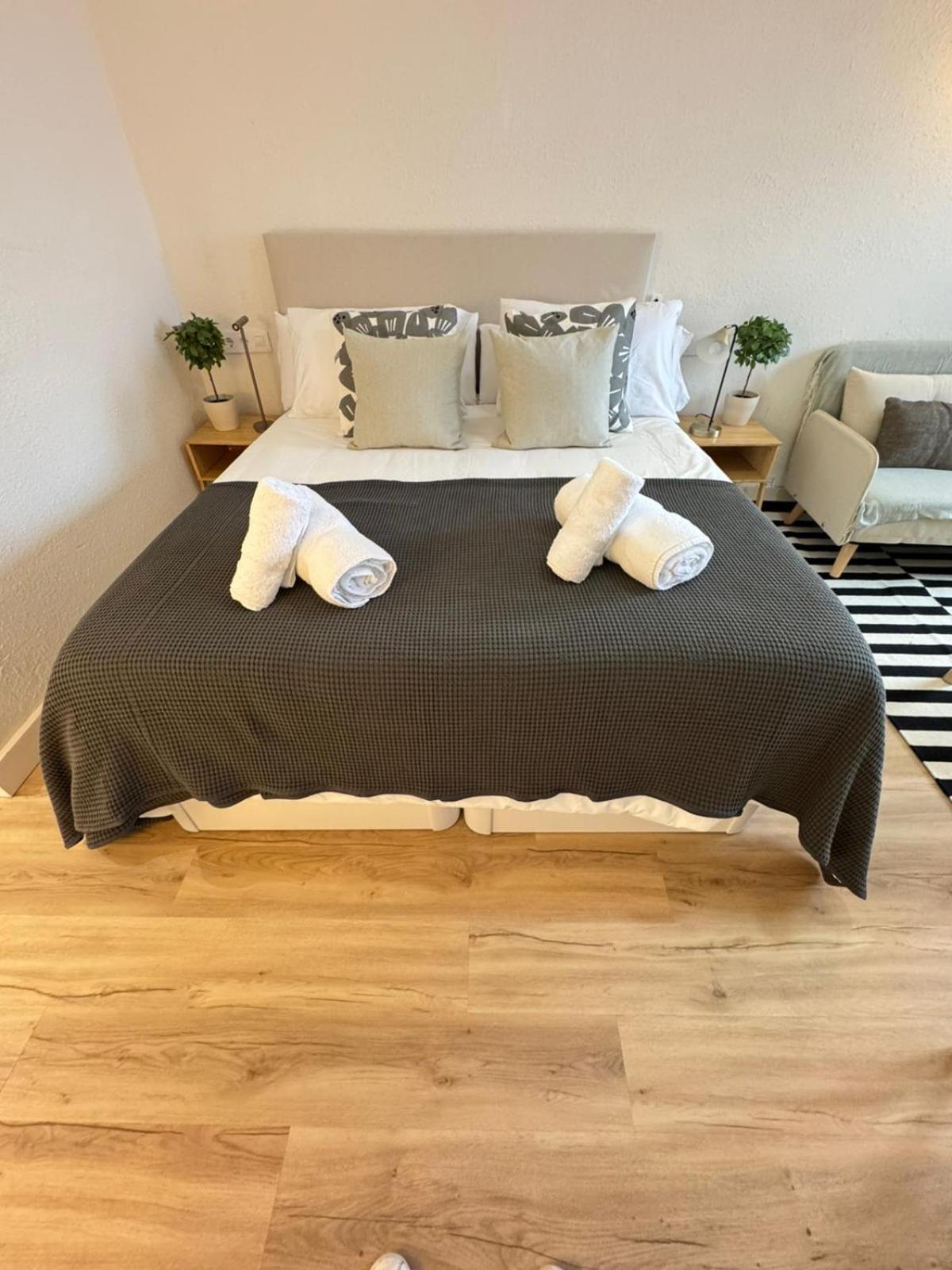 Triana Confort Sevilla Ngoại thất bức ảnh